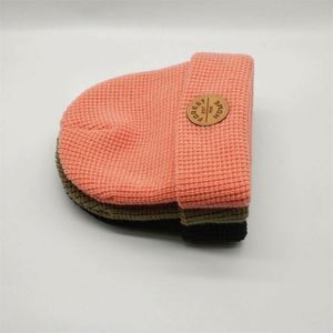 Custom High Quality Unisex Acrylic Waffle Skullies Beanie <b>Cap</b>,<b>Plain</b> Dyed Leather Patch Logo Knitted Winter Hat Fisherman Beanie - Product Image 5