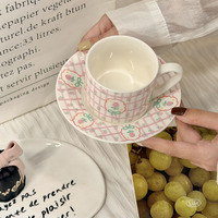 Ensemble de tasses à café et soucoupes en céramique de style Ins, coffret cadeau, tasse en céramique de haute qualité, vaisselle élégante pour tous les jours, cadeau souvenir parfait