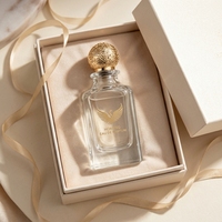 Flacon de parfum carré en verre transparent personnalisé avec logo, 50 ml, 85 ml, flacon de parfum vide avec pulvérisateur à pompe, étiquette privée