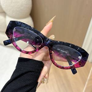 Nouvelles Lunettes Anti-Lumière Bleue Tendance Style Punk Oeil de Chat Monture Complète Sans Outil de <span class=keywords><strong>Maquillage</strong></span> Personnalisées pour <span class=keywords><strong>Femme</strong></span> - Product Image 2