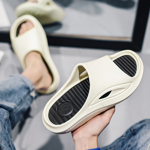 Zapatillas de exterior con logotipo personalizado para hombre, zapatillas acolchadas gruesas de suela gruesa a la moda con características antideslizantes para el verano - Product Image 4