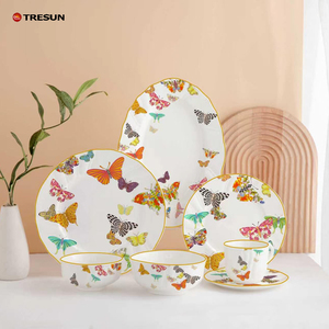 Vajilla Clásica de Porcelana Blanca Ecológica con Diseños Personalizables, Logotipos y Formas Florales, Platos de Cerámica - Product Image 3