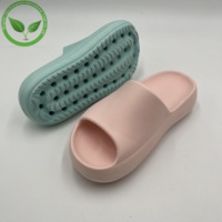 Vente en gros de tongs d'été originales de haute qualité, sandales en mousse EVA, logo de designer personnalisé, tongs originales