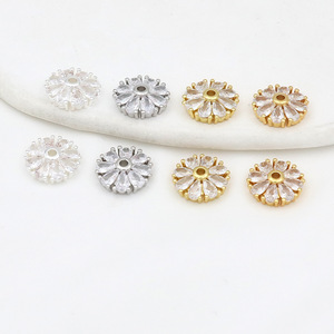 อุปกรณ์ตกแต่งเครื่องประดับ DIY ลูกปัดคริสตัลทรงดอกไม้ ชุบทอง 14k ทองแดงฝังเพทาย C21 - Product Image 4
