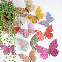 12-teilige Doppels chicht farbe 3D Hohl papier Schmetterling Hochzeits fest Dekoration und Kuchen Dekorieren Zubehör