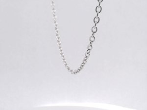 Cadena Lariat Extragrande de Platino Pt950 con Grabado de Glifos, con Hilos Tejidos Resistentes, Minimalista, Unisex, Pieza de Exhibición - Product Image 6