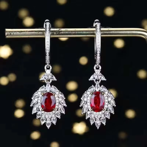 เครื่องประดับชั้นดี SGARIT ทองคำขาว 18k ทับทิมสีแดงธรรมชาติ 2.1 กะรัต รูปไข่ ต่างหูแบบติด สำหรับผู้หญิง พร้อมใบรับรอง AIGS - Product Image 1