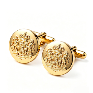 Ensemble de boutons de manchette et pince à cravate en acier inoxydable plaqué or personnalisé, avec motif 3D en relief, pour homme, idéal pour les occasions formelles, promotion ou cadeau d'affaires - Product Image 3