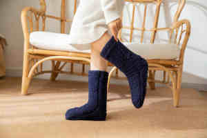 ถุงเท้าซับในขนแกะกันลื่นสำหรับฤดูหนาว - Product Image 2