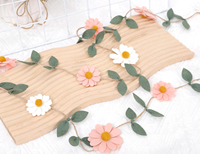 Karangan Bunga Buatan dari Wol Felt dengan Bunga Daisy & Daun Hijau yang Cantik untuk Dekorasi Natal dan Pernikahan, Warna Dapat Disesuaikan, Tahan Lama