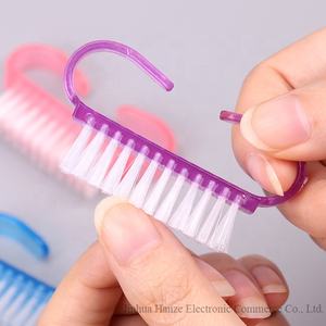 GREENKEM 5 pièces/<span class=keywords><strong>lot</strong></span> Brosse à ongles en acrylique 4 couleurs <span class=keywords><strong>Nail</strong></span> <span class=keywords><strong>art</strong></span> Manucure Pédicure Brosse à ongles douce pour enlever la poussière Nettoyage en plastique - Product Image 2