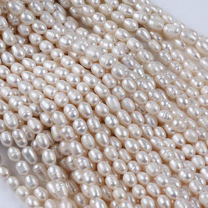 Perles d'eau douce de forme de riz de 7-8 mm faites à la main à Zhuji, économiques, naturelles, accessoires en vrac, matériaux en gros - Product Image 1