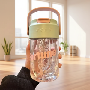 Offre Flash Grande Capacité Estivale Bouteille d'Eau en Plastique Transparente Portable de 600ml pour Tisane, avec Filtre et Paille - Product Image 5