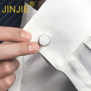 Pronto per la spedizione 2024 nuovo design rotondo in morbido smalto bianco da uomo 2 + 4 gemelli e borchie set di camicie da smoking con confezione regalo - Product Image 6