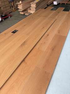 Parquet <span class=keywords><strong>en</strong></span> chêne europé<span class=keywords><strong>en</strong></span> fumé, stratifié, 15 mm, bois brossé multicouche, pour intérieur - Product Image 3