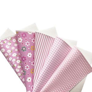 Vente en gros de faux <span class=keywords><strong>cuir</strong></span> 0.95mm d'épaisseur d'impression de petits motifs floraux en <span class=keywords><strong>cuir</strong></span> pour la fabrication d'arcs en <span class=keywords><strong>cuir</strong></span> PU - Product Image 4