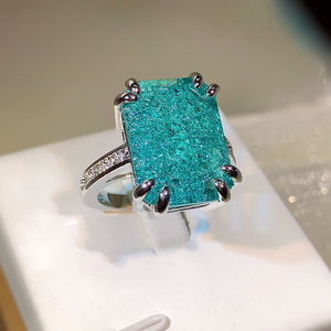 New Ice Flower Cut Cubic Zirconia <b>Ring</b> Fashion Simulated <b>Diamond</b> Engagement <b>Ring</b> European American Women Fine Jewelry - Product Image 1
