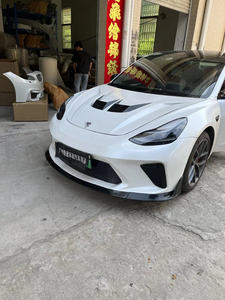 <span class=keywords><strong>Le</strong></span> matériau en fibre de carbone du capot de la voiture convient au kit de carrosserie en fibre de carbone du capot de style <span class=keywords><strong>robot</strong></span> <span class=keywords><strong>Tesla</strong></span> Model 3 - Product Image 6