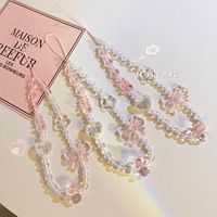 Porte-clés INS rose pour femme avec perles en forme de cœur, pendentif mignon pour sac à dos, bracelet compatible avec les coques de téléphone universelles pour iPhone, cordon
