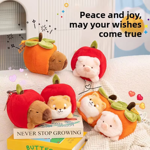 ตุ๊กตาคาปิบาร่าน่ารัก สวมหมวกสตรอว์เบอร์รี่ พวงกุญแจตุ๊กตาหมูน้ำ - Product Image 5