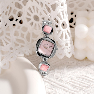 Reloj de Pulsera para Mujer con Diseño Creativo, Reloj de Cuarzo de Alta Gama con Madreperla - Product Image 3
