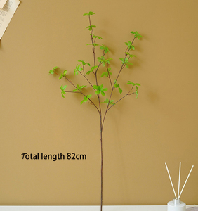 Vente en gros d'usine Feuilles artificielles d'Enkianthus Perulatus (Campanule <span class=keywords><strong>japonaise</strong></span>) Branche de verdure au toucher réaliste pour la décoration de table à domicile - Product Image 3