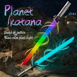 ألعاب كتانا Huiye كوكب مضيء ألعاب تخفيف الإجهاد بأضواء الليزر مع تأثيرات صوتية ألعاب سيف Led داخلية للكبار والأطفال