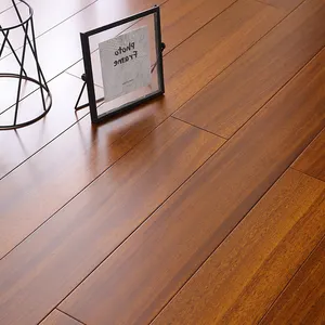 Suelo laminado resistente al agua, accesorio alemán HDF de 12mm, alto brillo