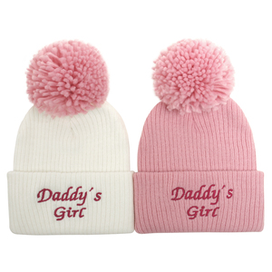 Chapeau d'hiver tricoté pour les bébés filles, accessoire à la mode unisexe, idée de cadeau pour maman et fille - Product Image 3