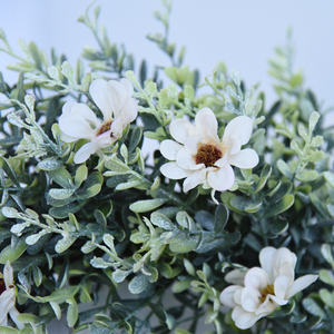 Couronnes de fleurs <span class=keywords><strong>d</strong></span>écoratives artificielles de 18 pouces et plantes <span class=keywords><strong>pour</strong></span> <span class=keywords><strong>porte</strong></span> <span class=keywords><strong>d</strong></span>'<span class=keywords><strong>entrée</strong></span> - Product Image 4