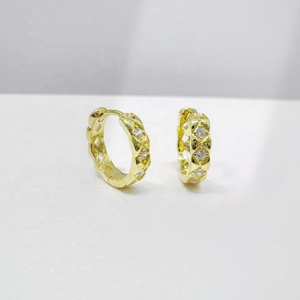 Pendientes de aro de plata de ley 925 con circonita, sencillos y elegantes, chapados en oro de 18k y 14k, gruesos, a la moda para mujer, novedad 2026 - Product Image 1