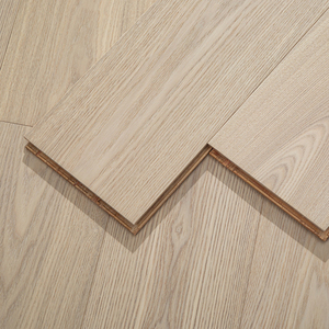 Plancher en bois AVANTIMORA EN13501 à trois couches, en frêne brossé, qualité AB, antidérapant, système de clic, largeur 15 mm, pour bébés et enfants - Product Image 1