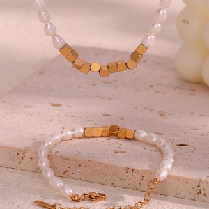 Collar de Perlas de Agua Dulce Dreamshow, Chapado en Oro de 18k, Cadena de Cuentas de Acero Inoxidable - Product Image 6