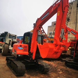 Petite excavatrice DX60-9C de chenille de DOOSAN avec le moteur et la pompe garantie de 1 an - Product Image 2