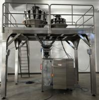 Machine d'emballage verticale durable RL420, facile à utiliser, faible taux de défaillance, pour l'emballage de chips, de pop-corn, de bonbons, de noix et d'aliments.