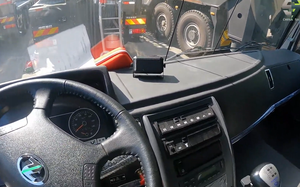 Grúa Móvil de Alta Calidad de Marca Líder en China, con Capacidad de Elevación de 25 Toneladas y Pluma de 50.7 Metros de Altura - Product Image 3