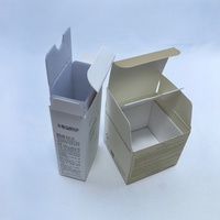 Boîtes cadeaux de haute qualité à faible MOQ, boîtes en carton ondulé avec intérieur en papier, boîtes d'emballage personnalisées avec impression numérique