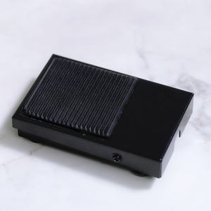 Pinky Leem Innovative Touch Type LED Lash Extension Tweezers with <b>UV</b> <b>Light</b> for Seamless Application - Product Image 4