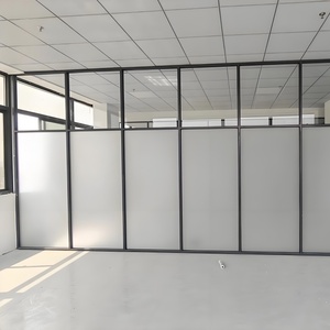 Cloison de confidentialité en verre dépoli assurant l'obscurité visuelle tout en maintenant la diffusion de la lumière - Product Image 4