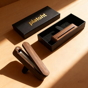 Diffuseur de parfum pour voiture personnalisé en forme de planète, à clipser sur la grille d'aération, désodorisant pour voiture - Product Image 2