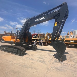 Excavatrice Hyundai 305LC-9T d'occasion, modèle 2022, 30 tonnes, moteur coréen, machine de terrassement - Product Image 1