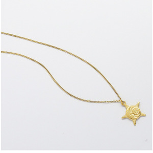 Collar con Colgante Grande de Estrella, Sol y Luna en Uno, Chapado en Oro de 18K, Acero Inoxidable, para Mujer - Product Image 4