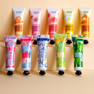 CWINTER Crème pour les mains 30g Petit coffret cadeau hydratant et nourrissant pour la peau en hiver Fabricants en gros - Product Image 3
