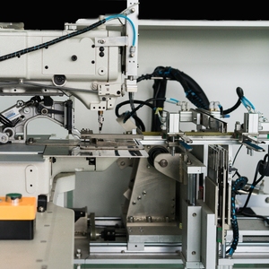 Machine à plisser les rideaux entièrement automatique - Product Image 4