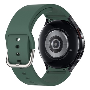 สายนาฬิกาซิลิโคนแบบโค้งขนาด 20 มม. สำหรับนาฬิกา ปี 2026 ขายส่ง พร้อมหัวเข็มขัดแบบปลดเร็ว สายนาฬิกาแบบนุ่มสำหรับเล่นกีฬา สายสำรอง - Product Image 4