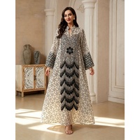 Abaya musulmane pour femmes, robe longue en maille brodée, col montant, manches évasées, tenue islamique traditionnelle, tenue modeste pour femmes