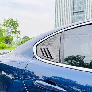 Garniture de fenêtre triangulaire arrière de type « Shark Cheek » pour Alfa Romeo Giulia 2015+ – Cache de garniture de fenêtre latérale arrière – Accessoires automobiles - Product Image 5