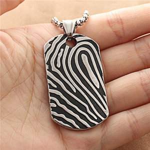 Yunnique Collier avec pendentif en acier inoxydable pour homme, design géométrique rétro 190177 - Product Image 3