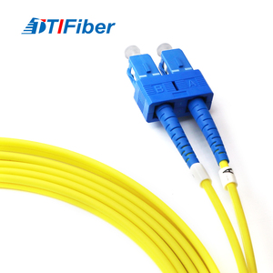 สายเคเบิลสำหรับศูนย์ข้อมูลเครือข่าย FTTH สายเคเบิลใยแก้วนำแสง2แกนแบบสอง G.657A1สายสำหรับศูนย์ข้อมูล SC - LC UPC - Product Image 2
