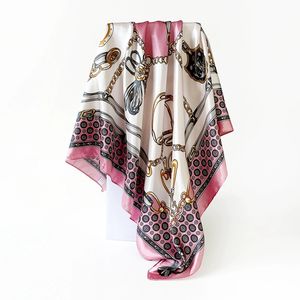 Sciarpe in Seta Satinata Stampata a Quadri Personalizzate OEM di Fabbrica per Donne, Lussuosa <span class=keywords><strong>Bandana</strong></span> per la Testa 90cm, Hijab Quadrato Malese - Product Image 4